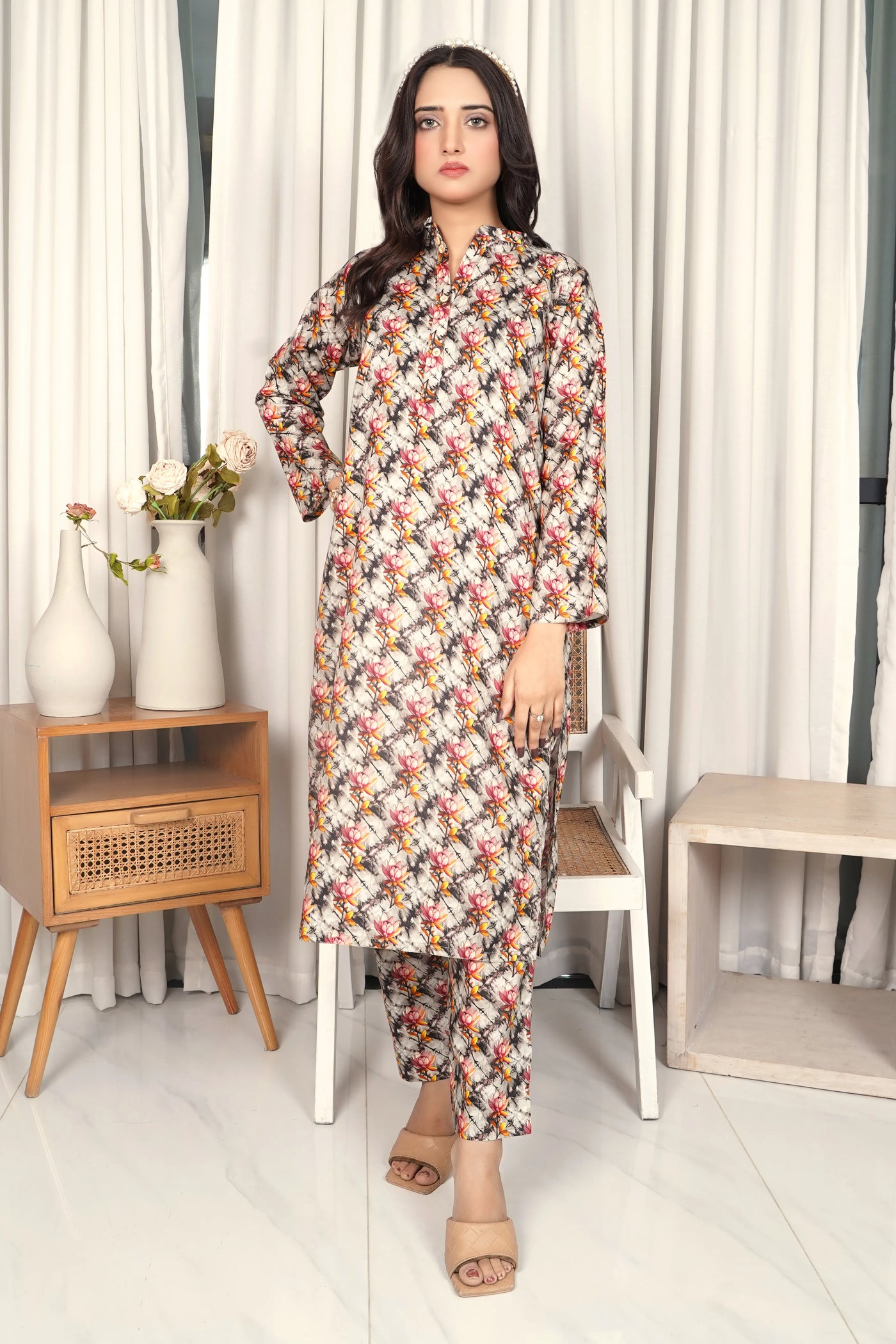 2-Piece Floral Printed Unstitched