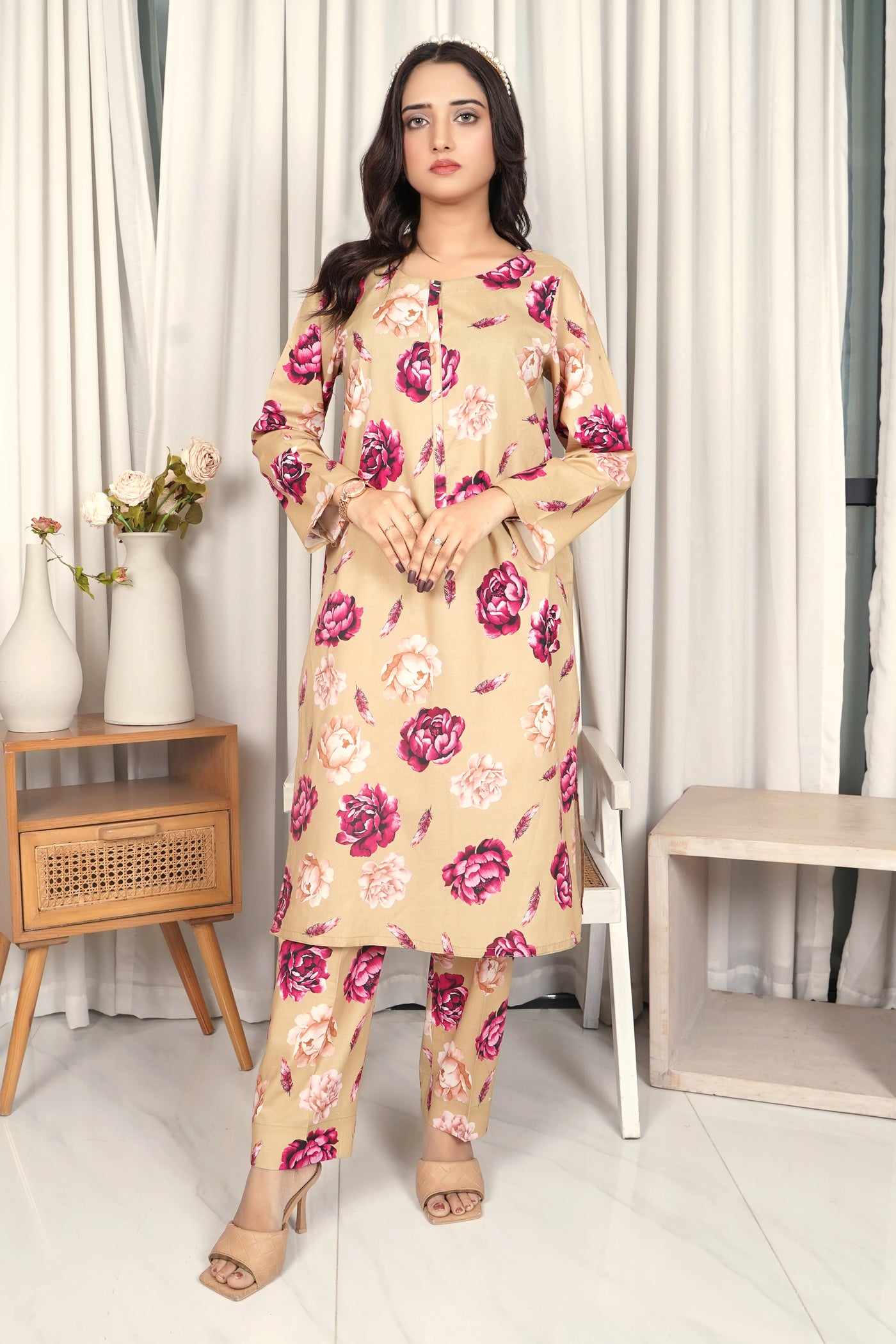 2-Piece Floral Printed Stitched