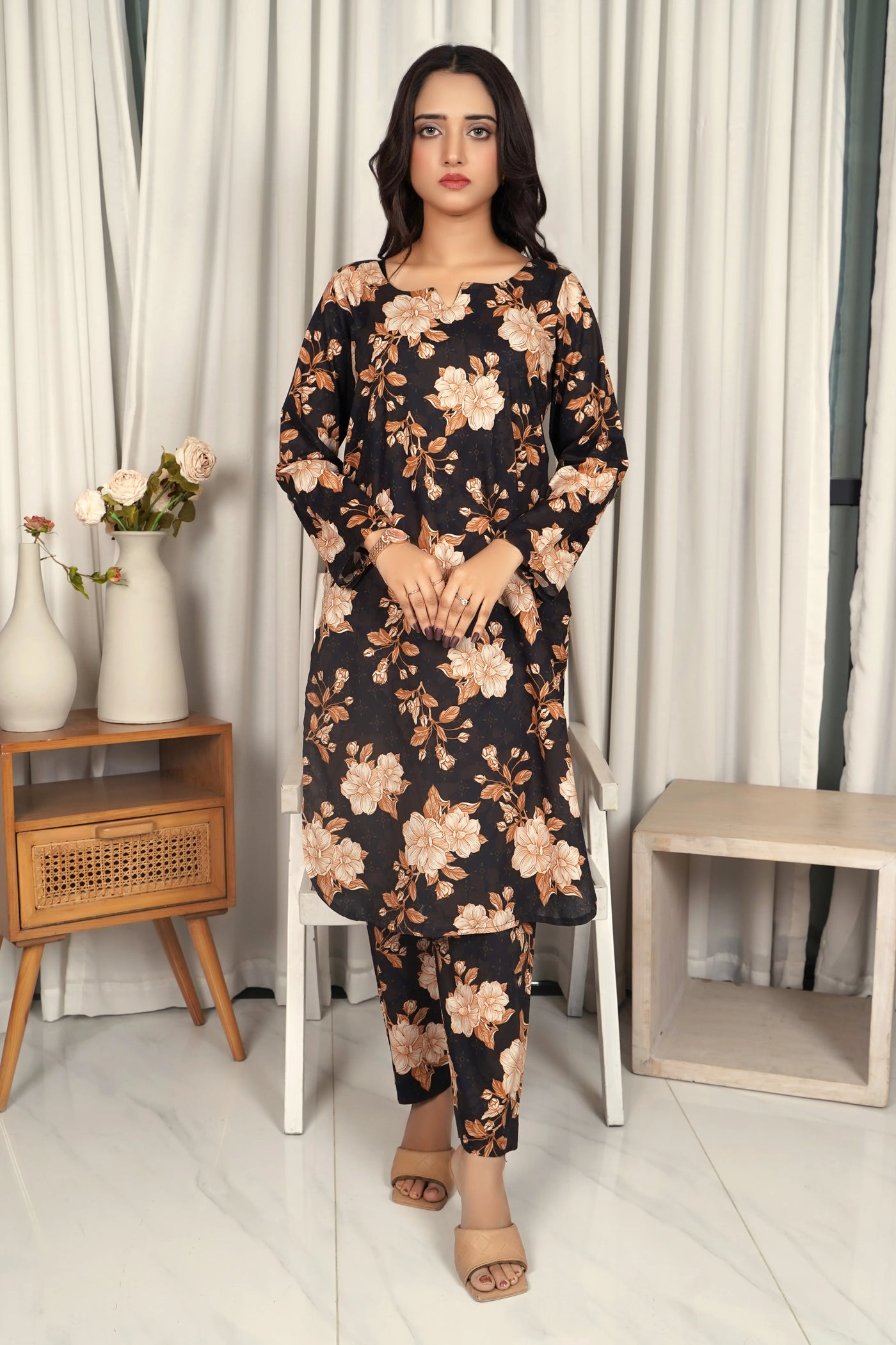 2-Piece Floral Printed Unstitched