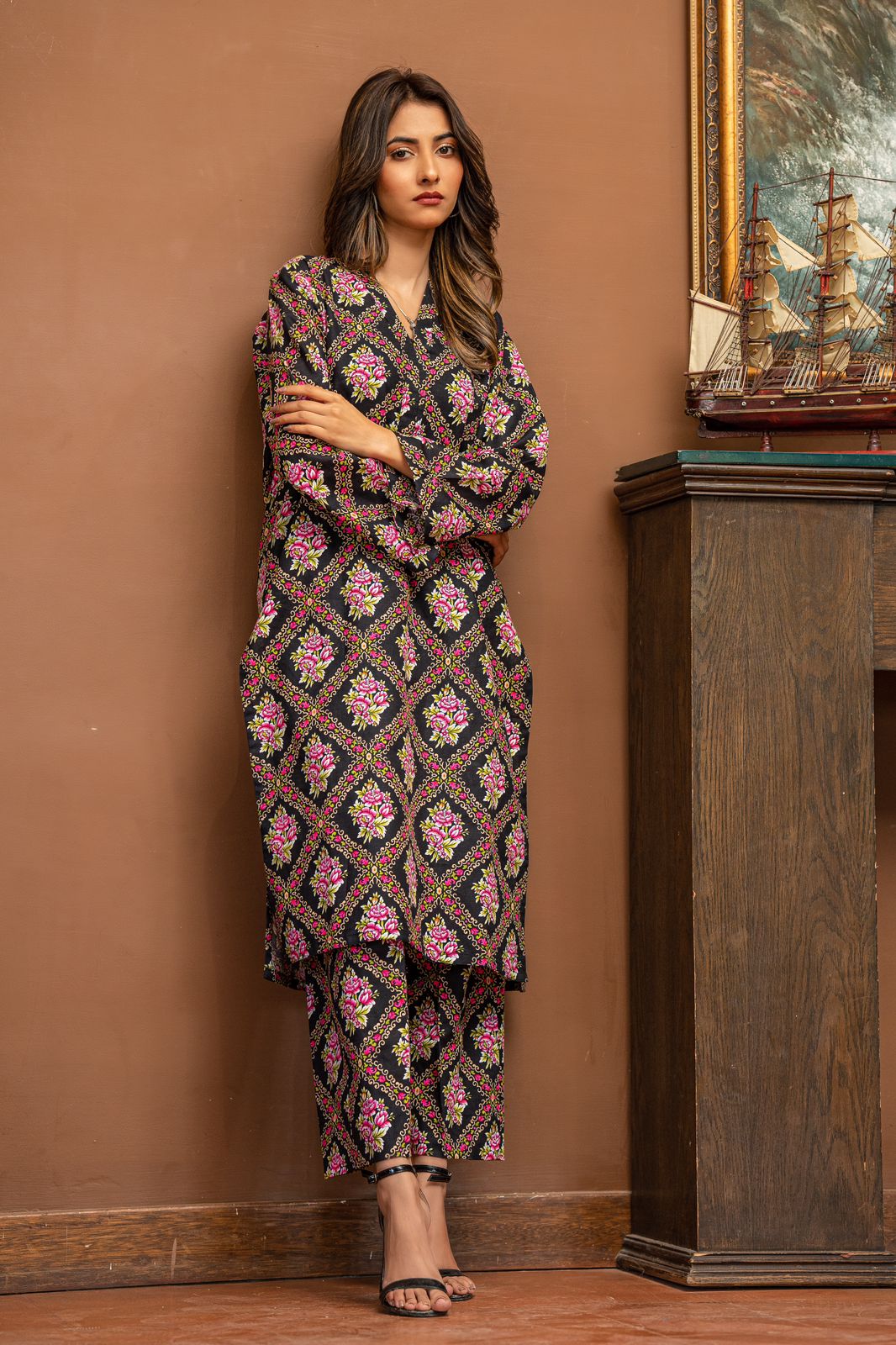 2-Piece Printed Khaddar Suit