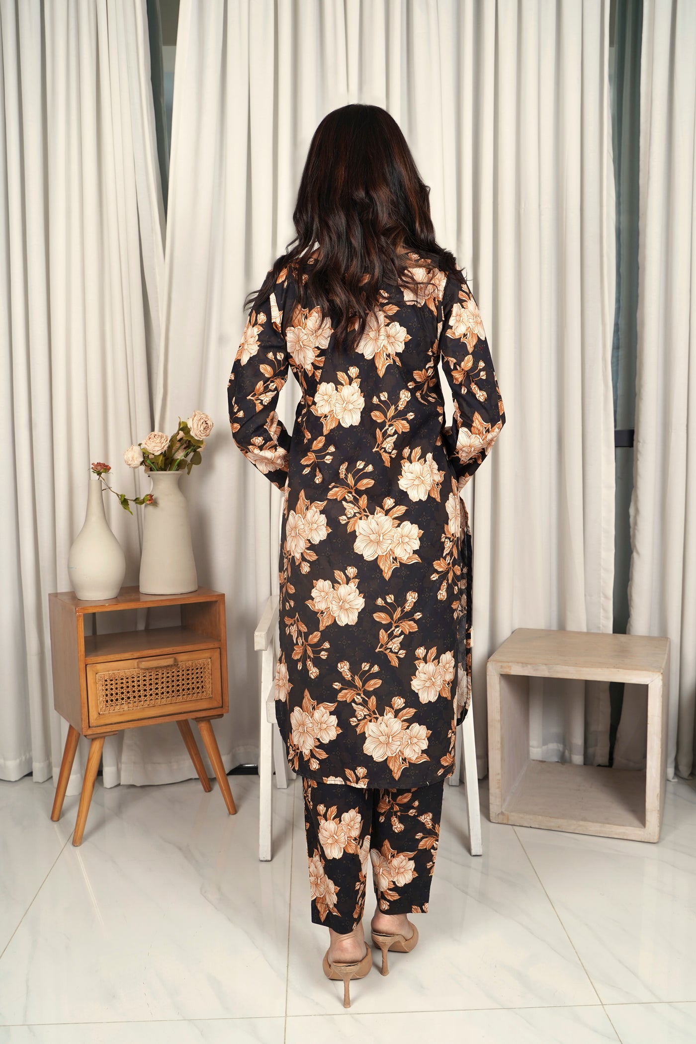 2-Piece Floral Printed Unstitched