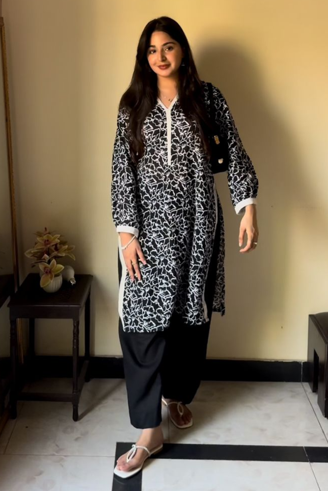 2-Piece Printed Lawn Stitched