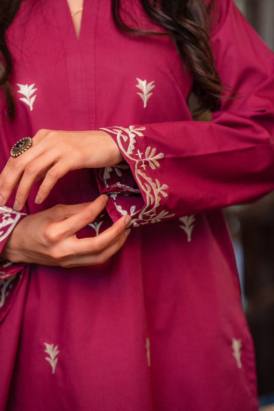2-Piece Embroidered Cotton Stitched
