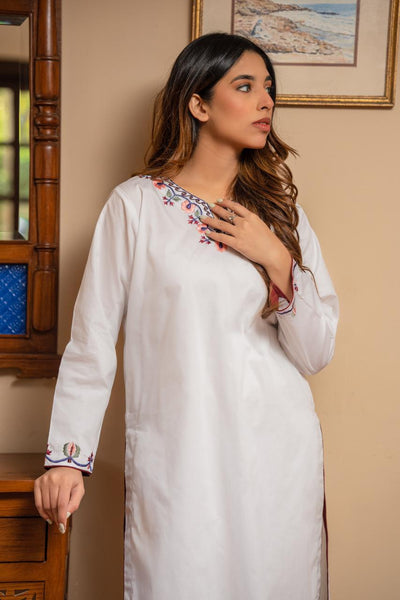 2-Piece Embroidered Cotton Stitched
