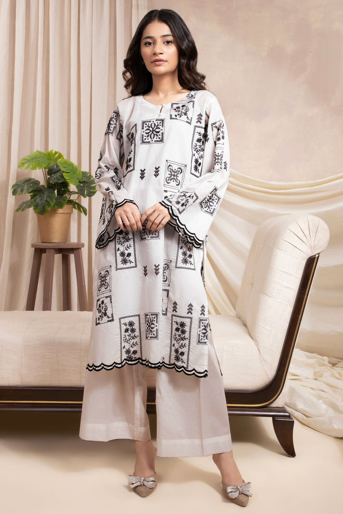 2-Piece Embroidered Lawn Stitched