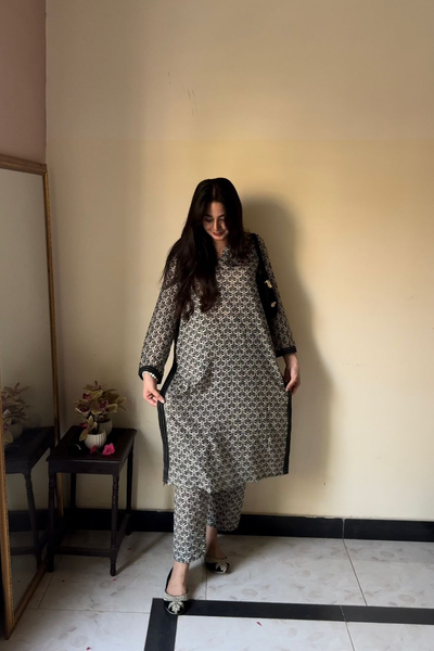 2-Piece Printed Lawn Suit